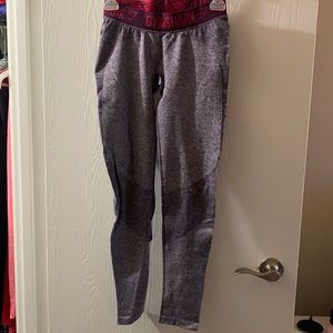 Gym shark leggings